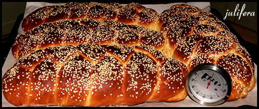 Challah เทศกาล (ถักเปีย)