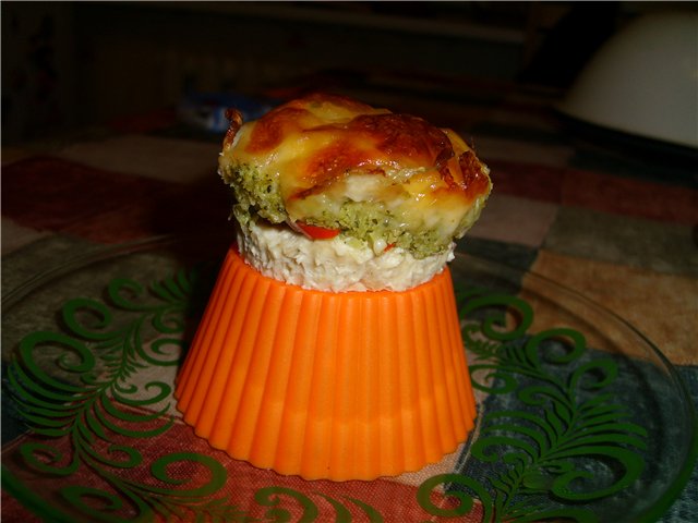 Muffin di pollo con broccoli e peperone