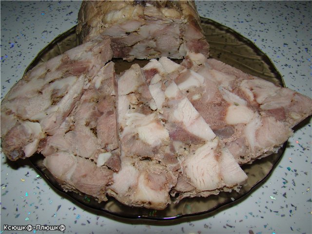 Homemade ham (collection of recipes for a ham maker)