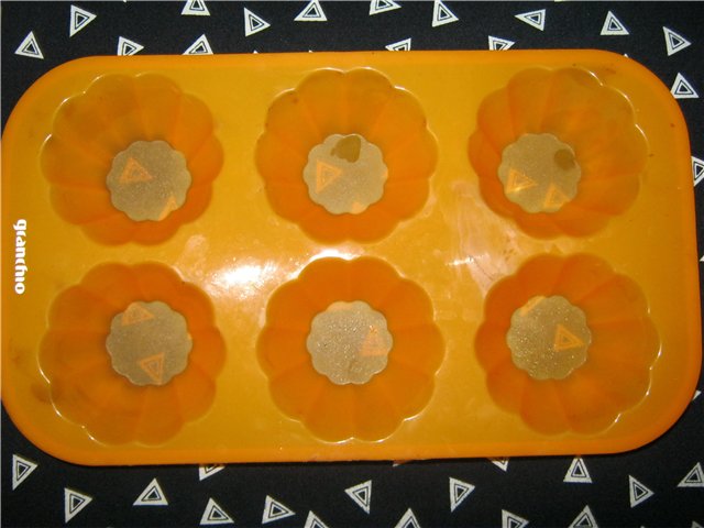 Articoli in silicone (stampi, tappeti, nappe, guanti, ecc.)