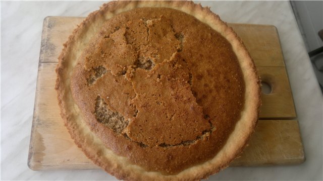 Torta con noci e latte condensato