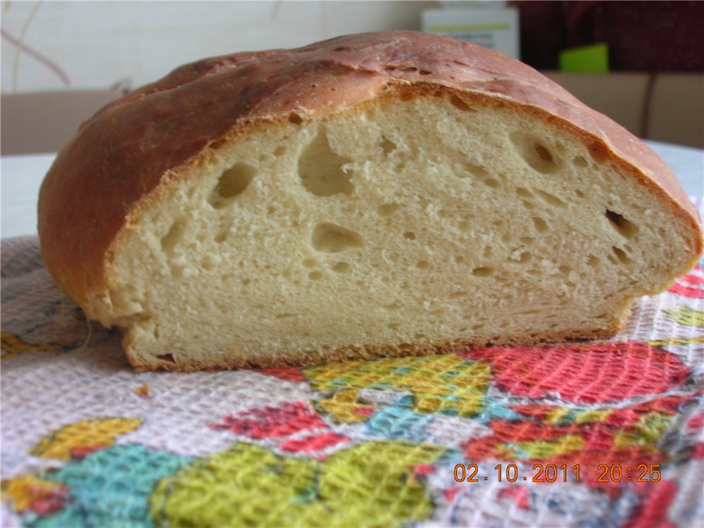 Senape e pane al latte in una macchina per il pane