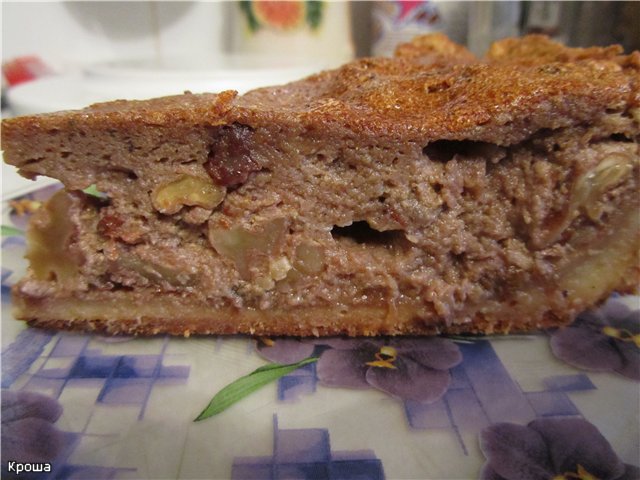 Pastel de plátano venezolano con nueces