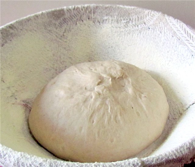 Civilian bread according to GOST (oven)