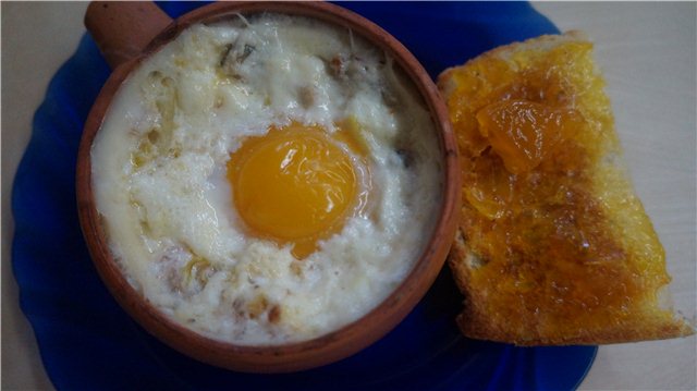 Marmellata o caviale rosso dai tuorli d'uovo