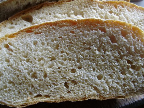 Bread Como (Pane di Como) in the oven (not to be confused with Pane di Come Antico)