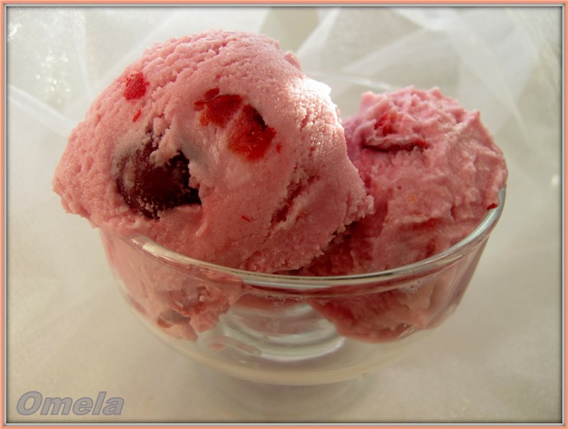 Parfait de leche con cereza (Heladera Marca 3812)