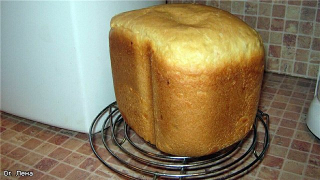 Pane al formaggio con pasta (macchina per il pane)