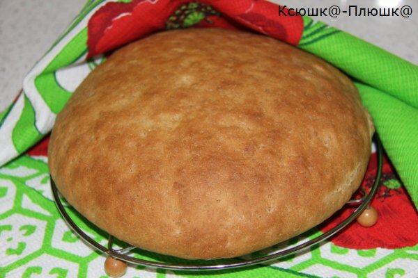 Pane contadino in una macchina per il pane