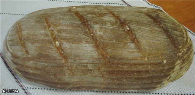 Pane di segale di grano con lievito naturale di segale.