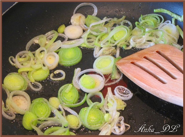 Salmón asiático con salsa de lima