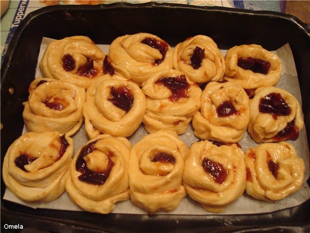 Pastel de bollos "Rosario"