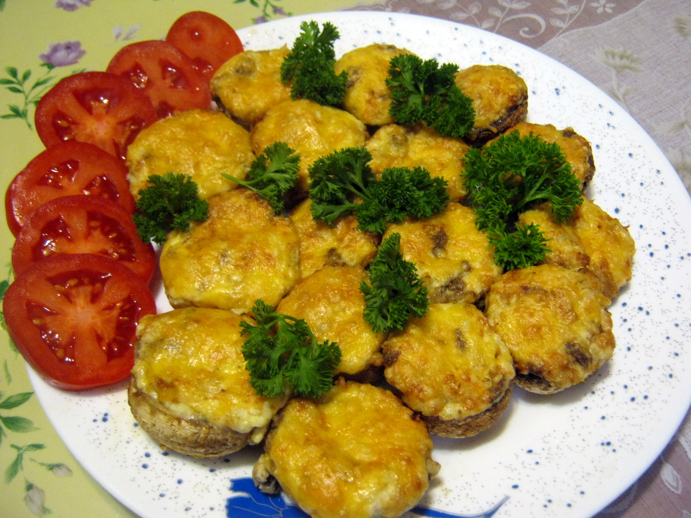 Xampinyons al forn amb formatge blau Dor