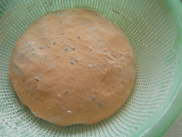 Watermelon bread with flax seeds (oven)