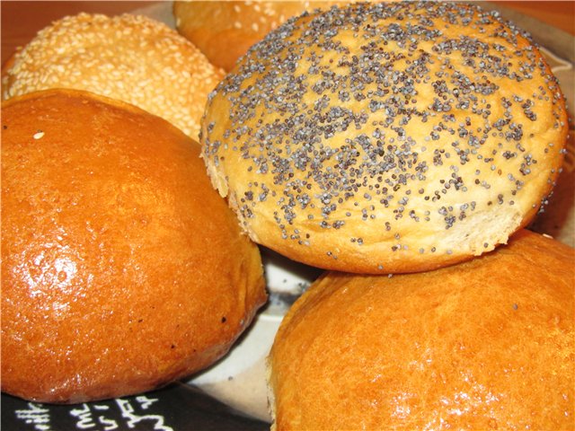 Oktyabrenok bun (ayon sa GOST)