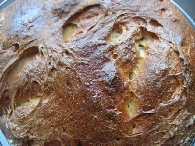 Bread Como (Pane di Como) in the oven (not to be confused with Pane di Come Antico)