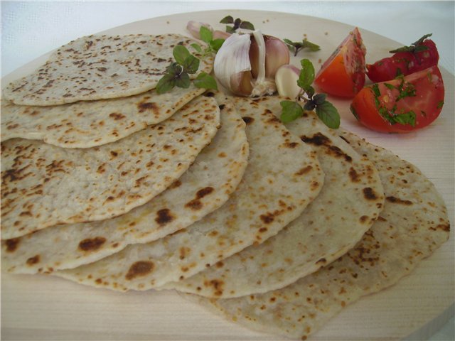 Tortilla mù tạt với tỏi