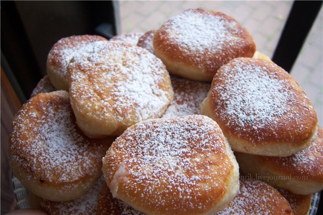 Donuts de Ereván con natillas