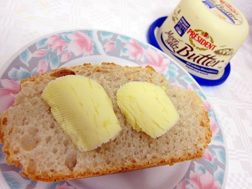 La pasta madre e il pane di Kalvel fatti con esso