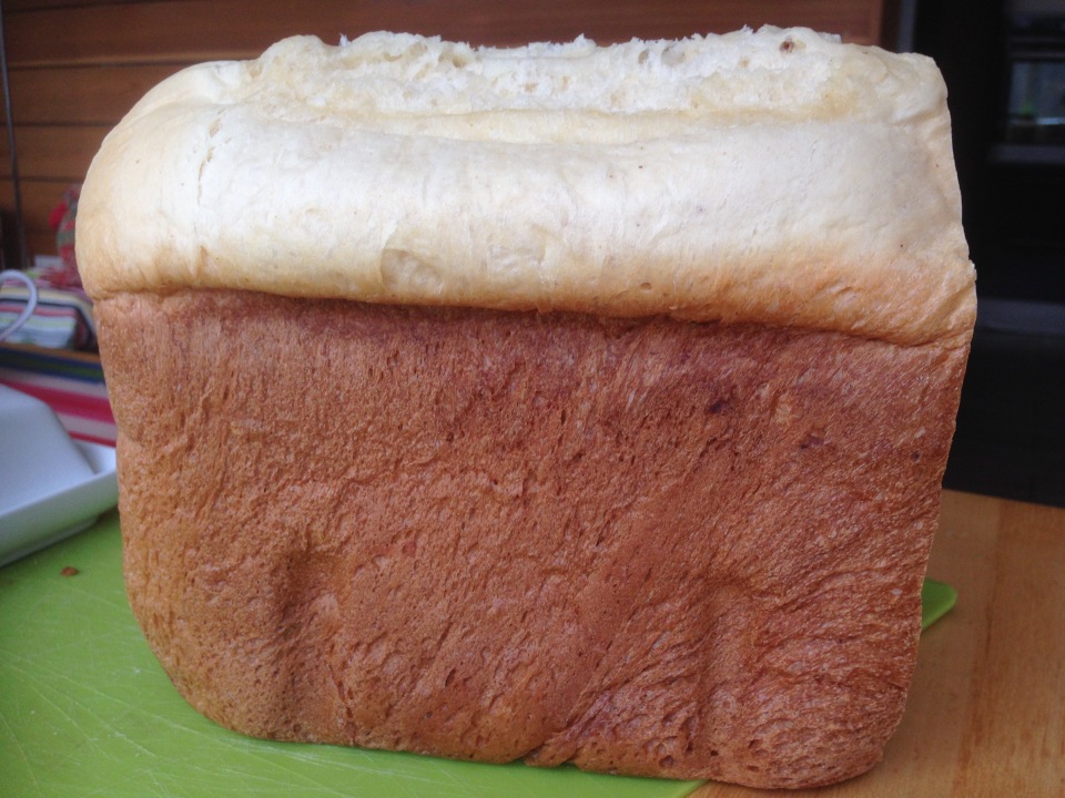 Sweet bread for a bread machine