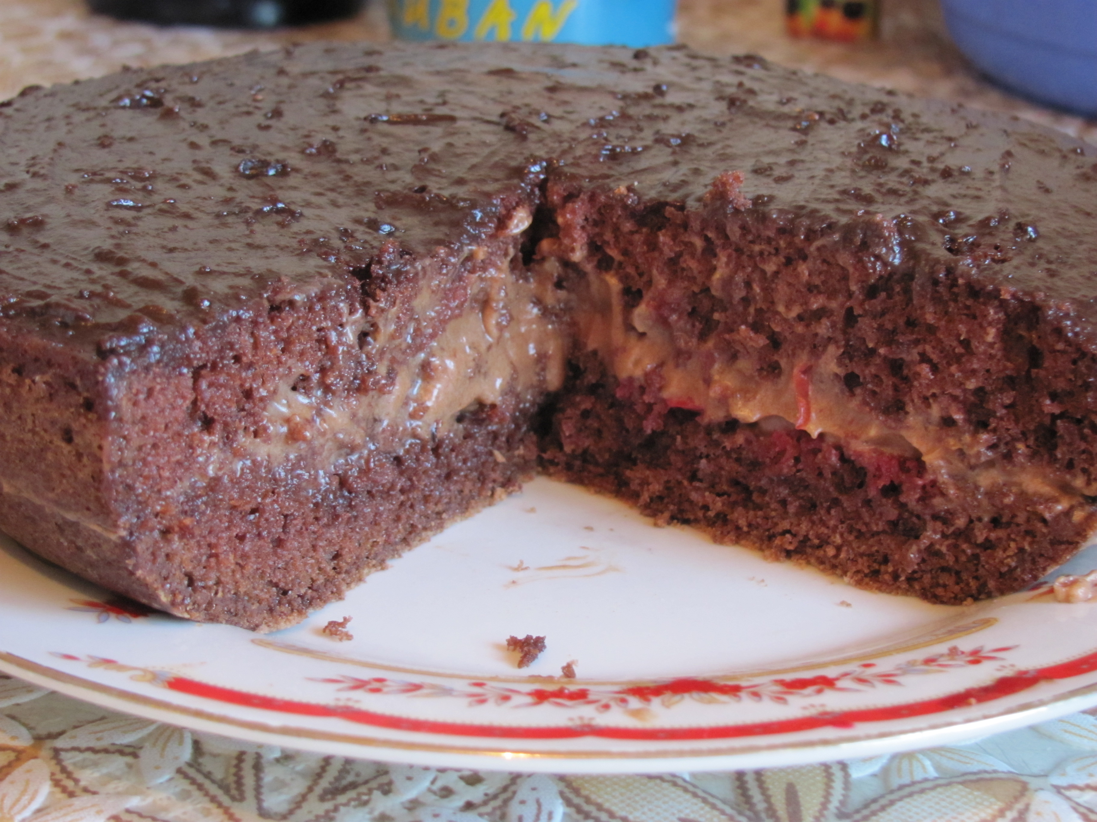 Pastel de chocolate en agua hirviendo