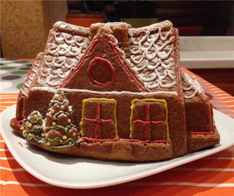 Cupcake Gingerbread House