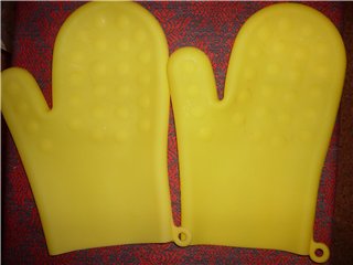 Articoli in silicone (stampi, tappeti, nappe, guanti, ecc.)