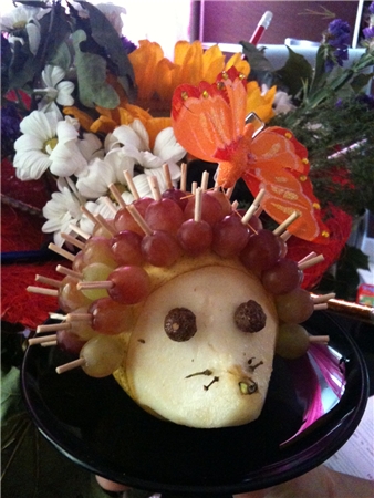 Fruit hedgehog