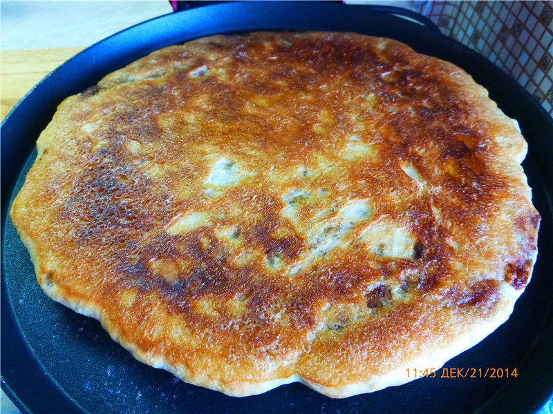 Deeg voor tortilla's, pizza, khachapuri in 5 minuten per dag