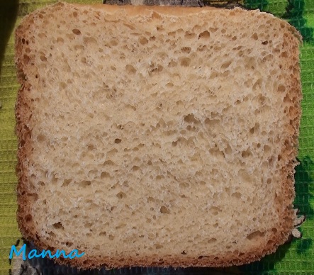 Pane di grano con sciroppo d'ananas