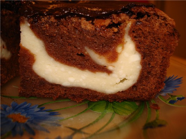 Tortas de brownie de chocolate y cuajada