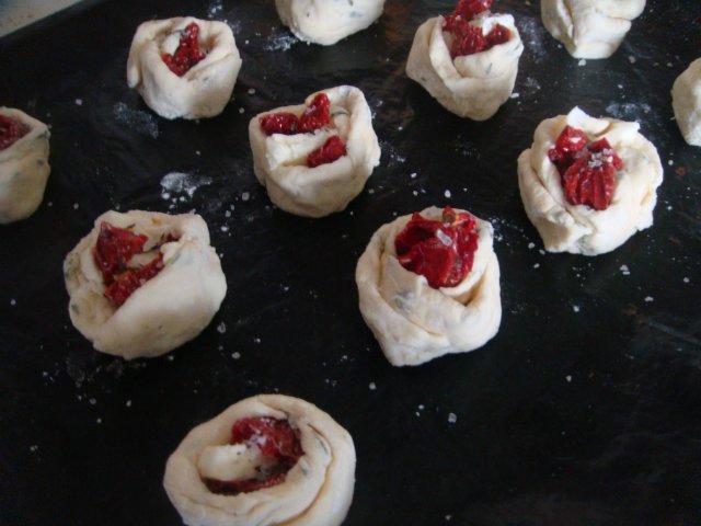 Bollos cremosos amb tomàquets i mozzarella