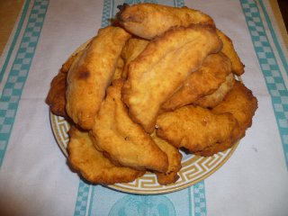 Torte di cagliata fritte