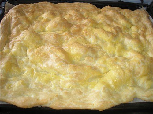 Sweet and cheese flatbread Almoishavena (Almoixаvena Moixаvena)