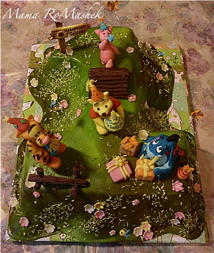 Torte basate sul cartone animato Winnie the Pooh e tutto, tutto, tutto