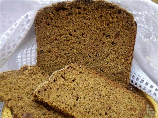 Nieuw gebrouwen roggebrood (broodbakmachine)