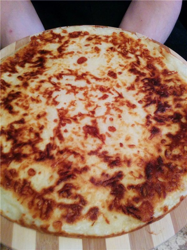 Khachapuri سريع بطريقة مختلفة في شواية ملامسة VVK