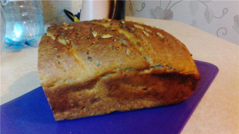 Wheat-rye bread in a bread maker (our family-proven recipe)