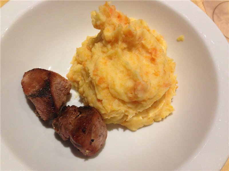 Orange mashed patatas