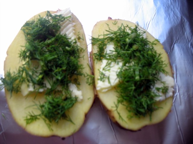 Patatas al horno con tomate