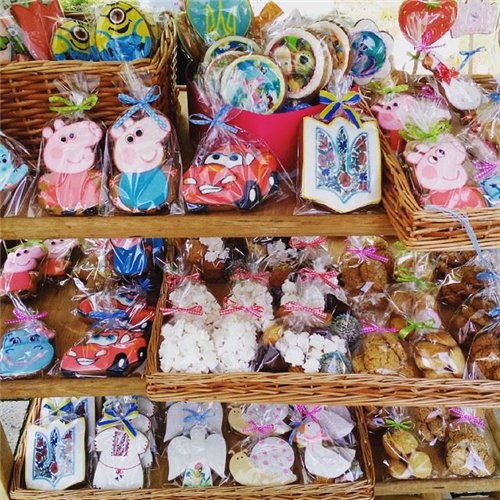 Decoramos galletas de jengibre, galletas