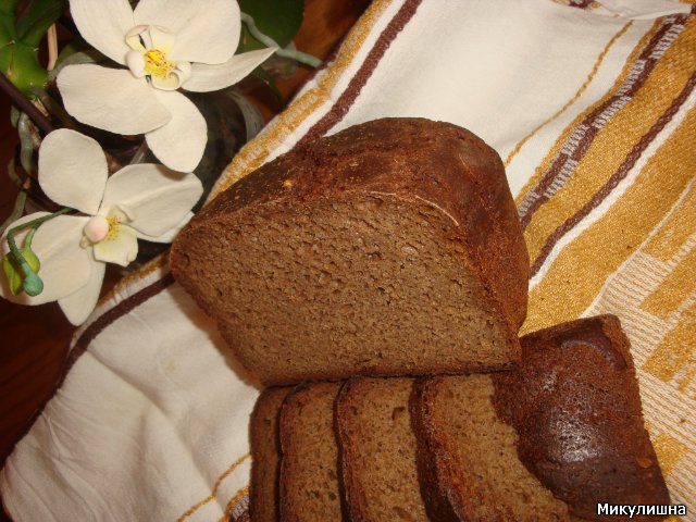 Rozskenyér 100% -ban hámozott és magozott lisztből HP-ban.