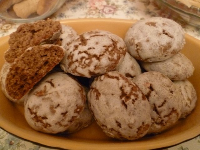 Galletas, pan de jengibre, biscotti, merengues. Pregunta respuesta