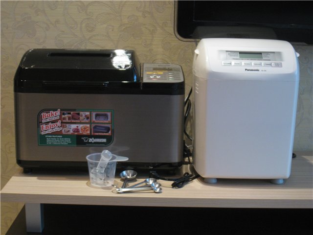 เครื่องทำขนมปัง Zojirushi Breadmaker BB-CEC20