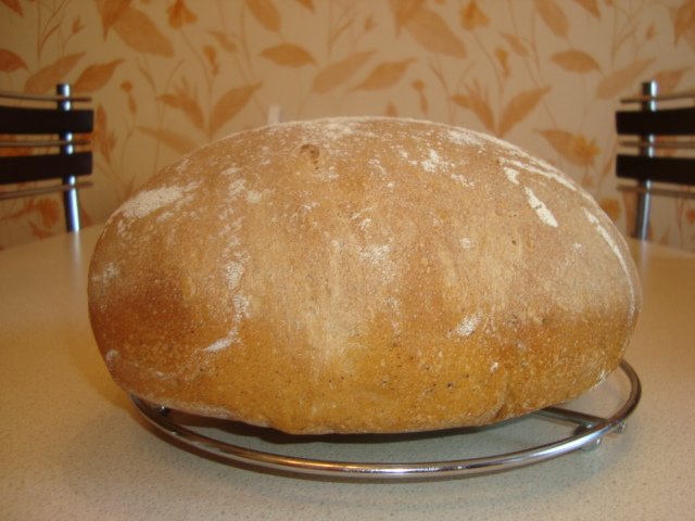 Bread Como (Pane di Como) in the oven (not to be confused with Pane di Come Antico)