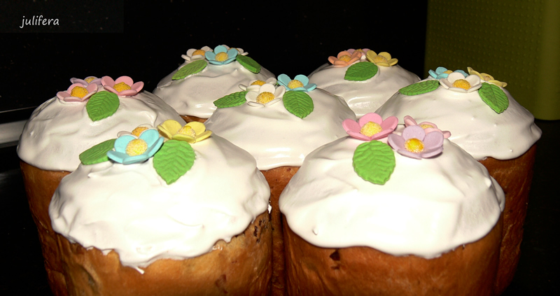 Easter cakes for dad