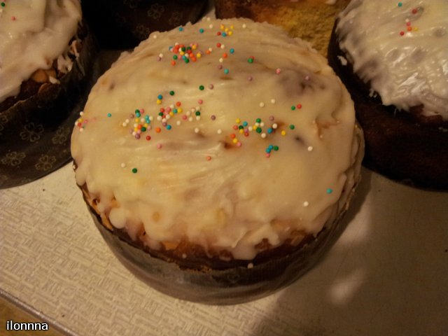 Kulich Tenderness on leaven without yeast