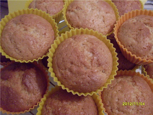 Madelene muffins with mayonnaise