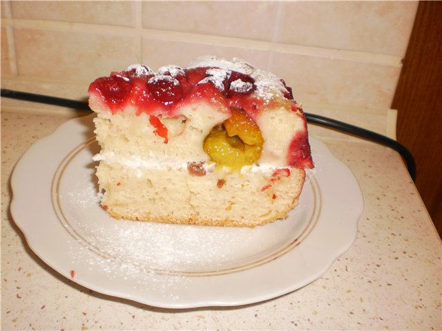 Torta di frutta in scatola e congelata