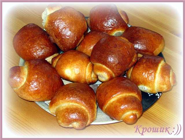 Bollos amb flor de taronger i Ensaïmada de canyella